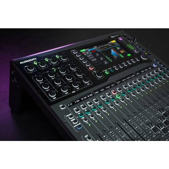 Allen&Heath QU-5D digitális keverőpult DANTE porttal, 16+1 Fader, 16mikrofon bemenettel lokálisan, 38 processzálható csatorna, 12 sztereó Mix + 4 mátrix + LR kimenet, 6 sztereó FX Processzor, SLINK Port