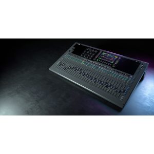 Allen&Heath QU-7 digitális keverőpult 32+1 Fader, 32mikrofon bemenettel lokálisan, 38 processzálható csatorna, 12 sztereó Mix + 4 mátrix + LR kimenet, 6 sztereó FX Processzor, SLINK Port