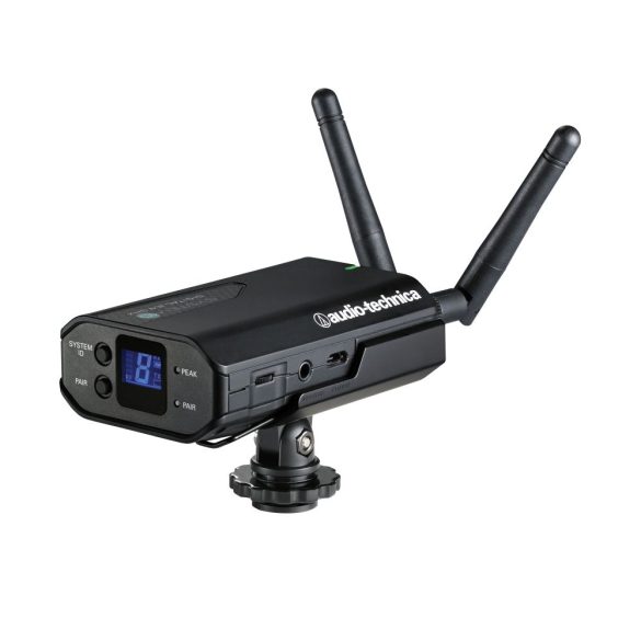Audio-Technica ATW-1702 System10 kameravevős kéziadós digitális vezetéknélküli készlet