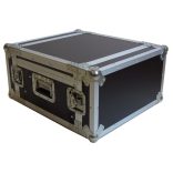 Robust C4U Kombi 19" rack keverőhellyel 400mm mély