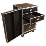 Robust DR-002 4 fiókos kábeles rack konténer kerekes