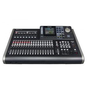 Tascam DP-24SD, 24 sávos digitális munkaállomás/keverő, 8 sáv egyidejű felvétele