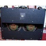 Vox AC30C2 30 Wattos csöves kombó, 2x12' G12M Greenback hangszórók 